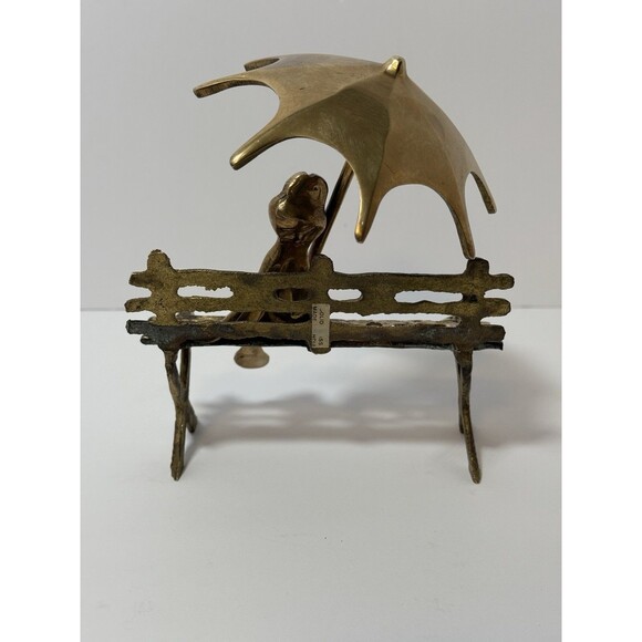 Vintage Brass‎ Frog Sitting on Bench Under Umbrella Statue Figurine. Lonely Frog - Picture 4 of 11